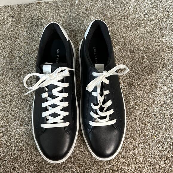 COLE HAAN Women's Grand Crosscourt Coaster Sneakers Size 11B In Black/White - Picture 8 of 8